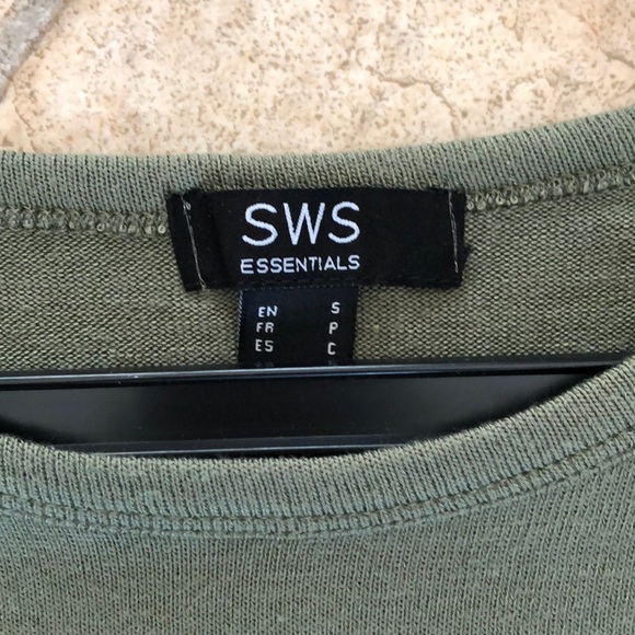 SWS Essentials khaki green top - Picture 2 of 8